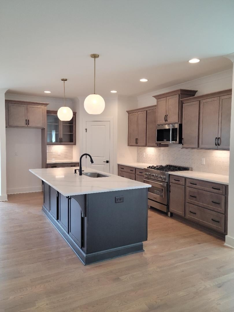 4811 Kintore