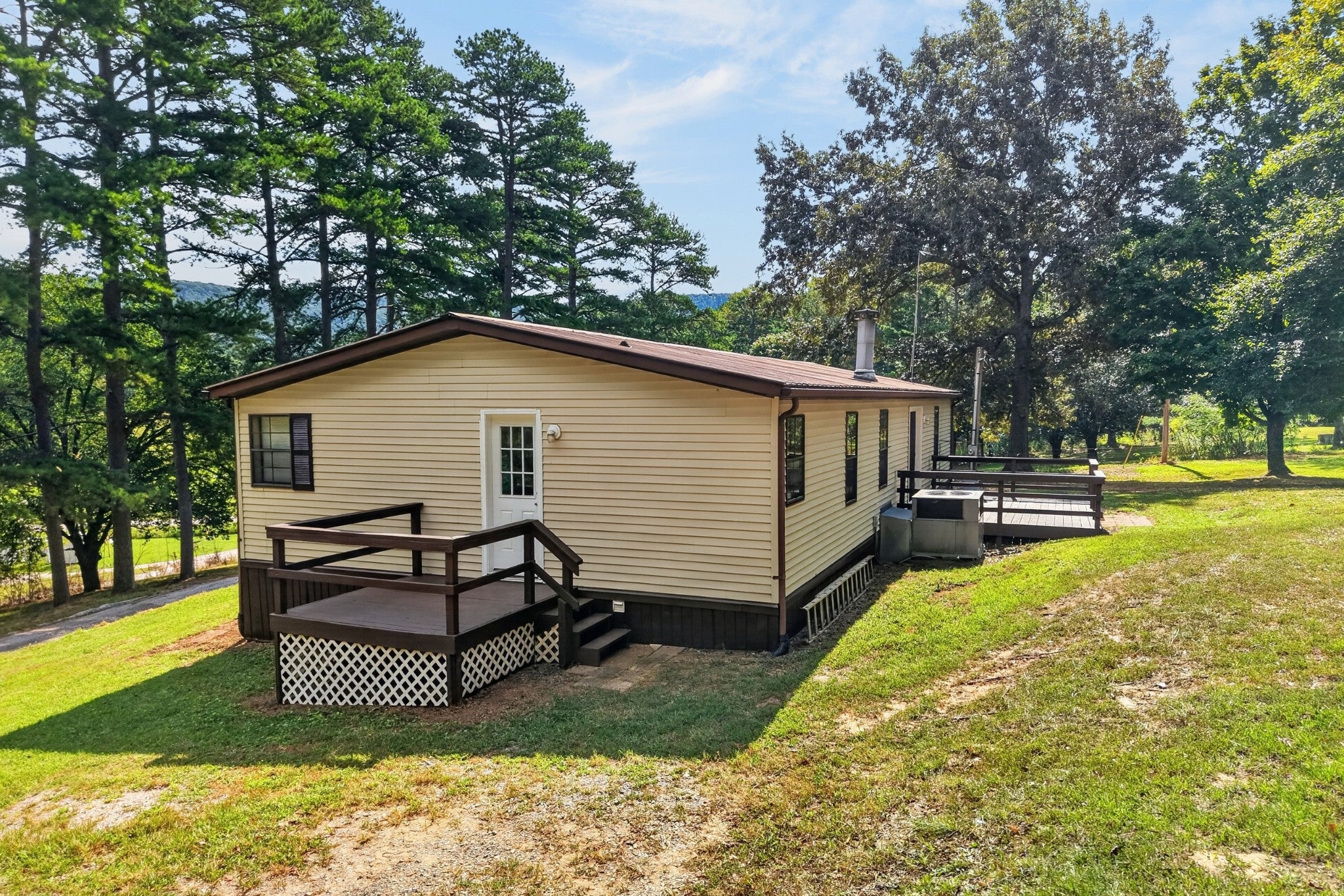 2430 Viola Rd