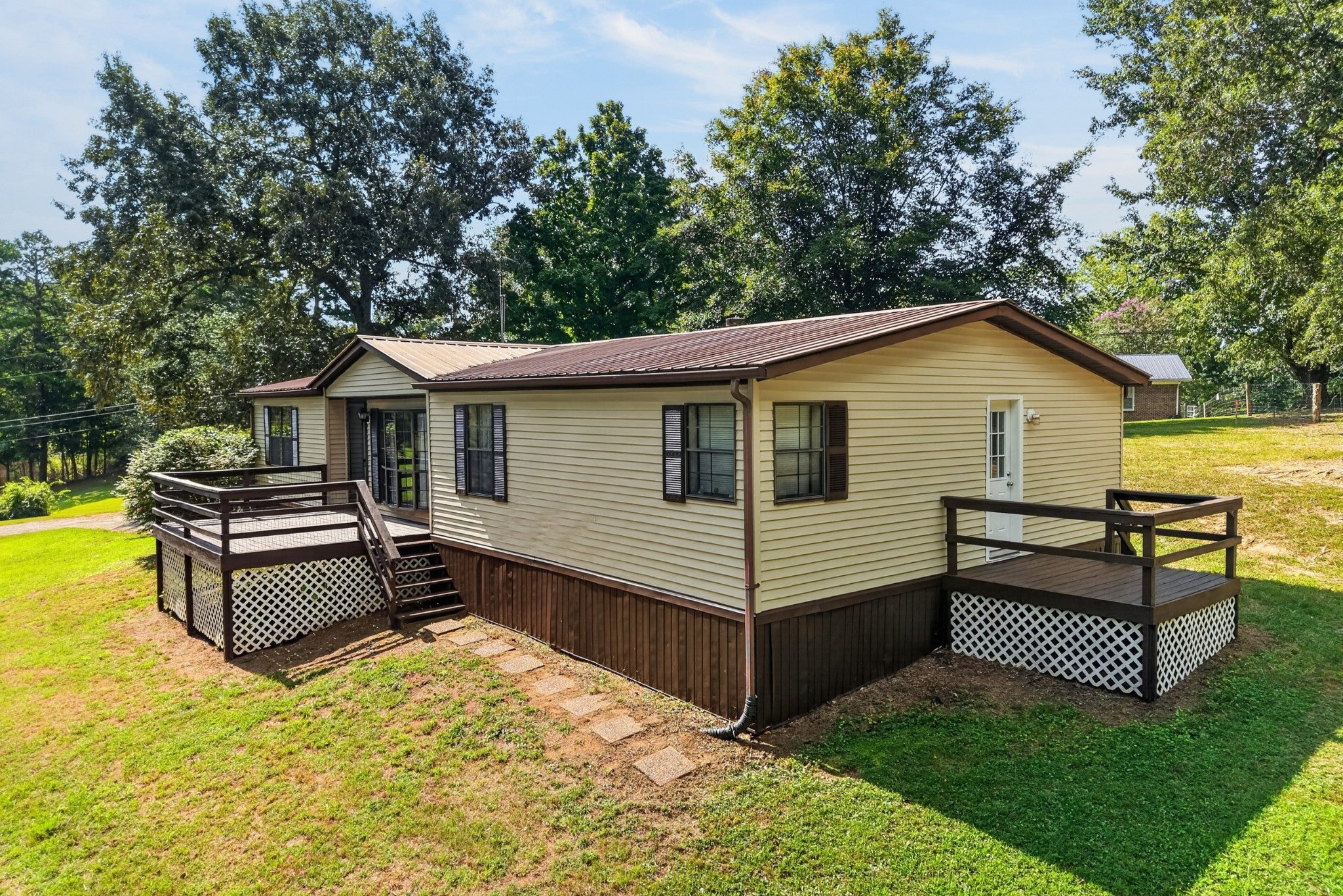 2430 Viola Rd