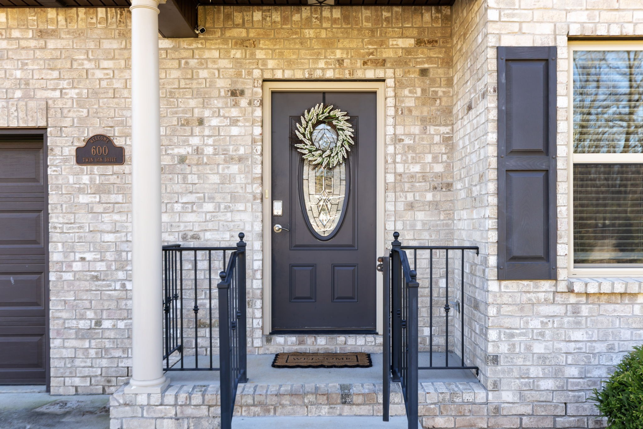 600 Twin Oak Dr