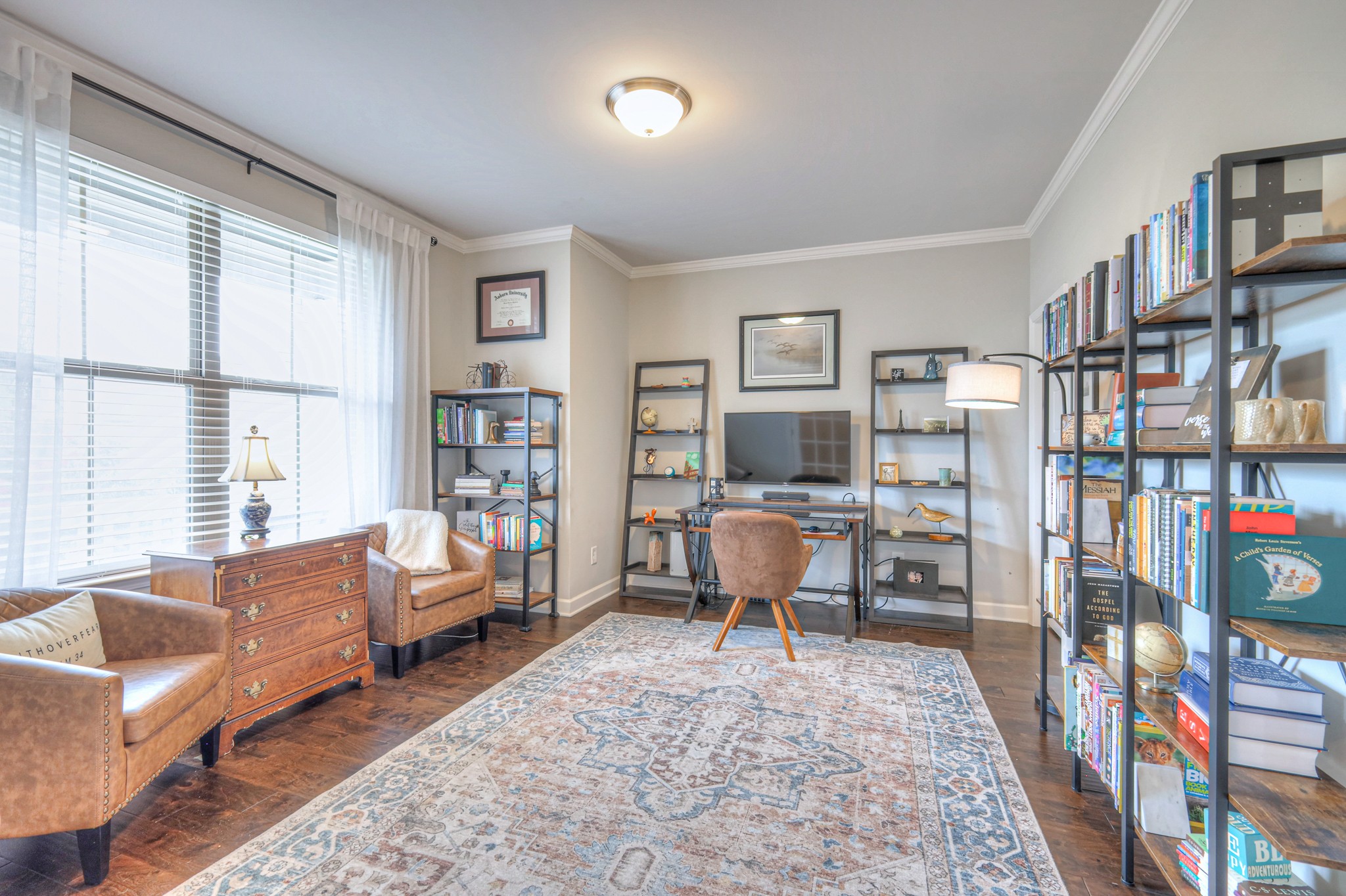2242 Chaucer Park Ln