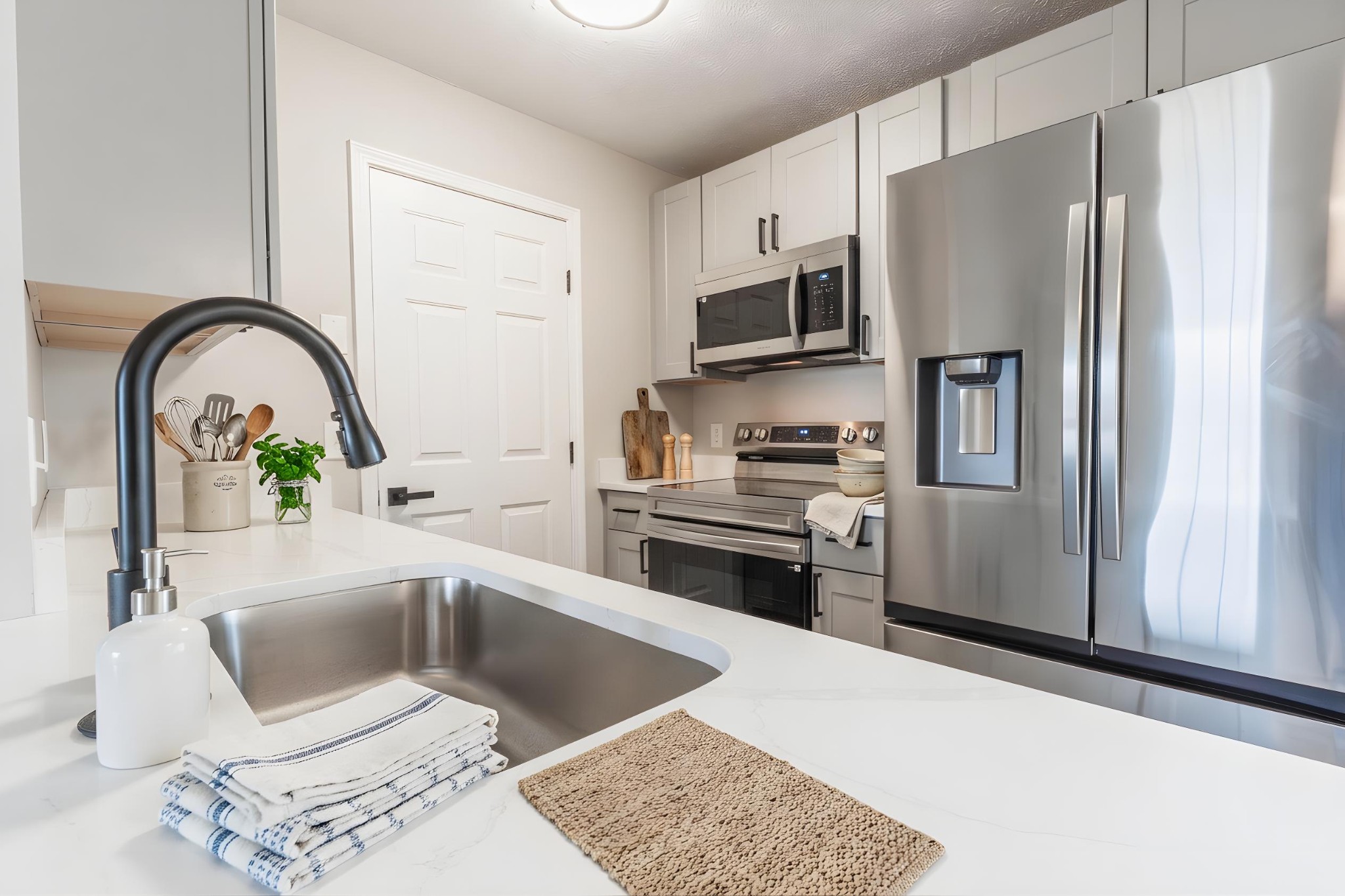 1312 Lantern Light Cv