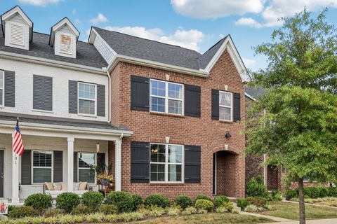 133 Saddlewood Ln Hendersonville TN 37075