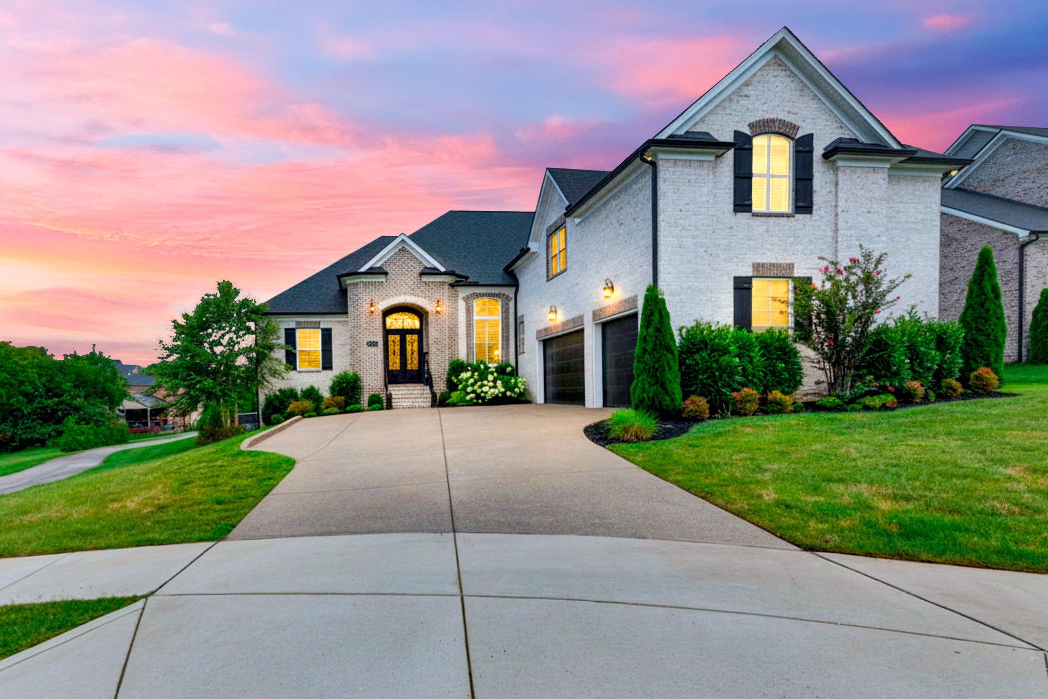 1012 Keeneland Dr