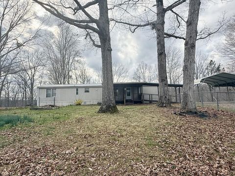 2191 Seven Knobs Rd Gainesboro TN 38562