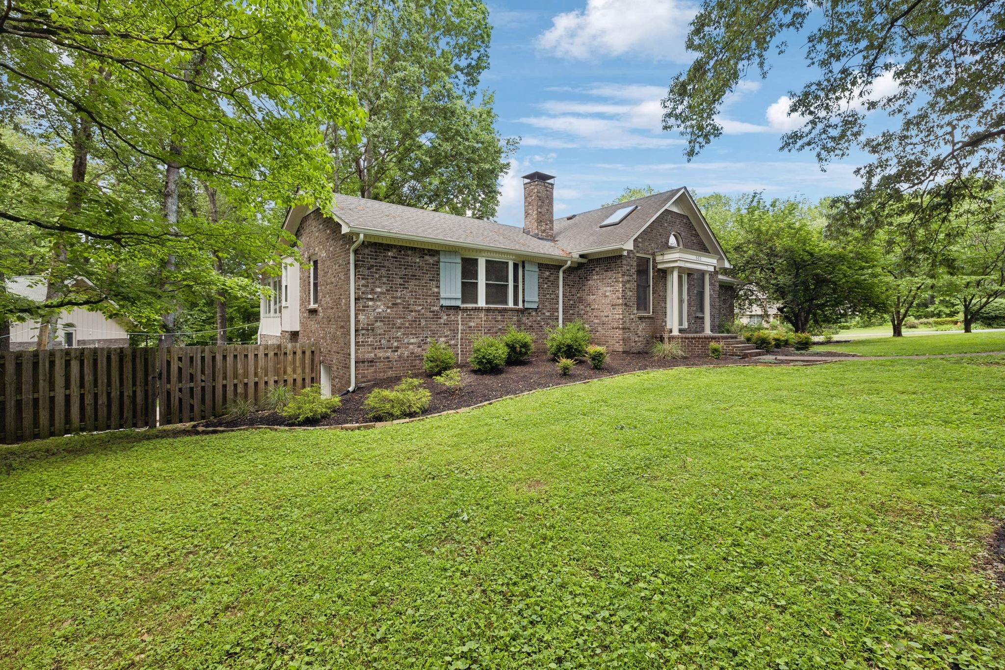 503 Dawn Pl