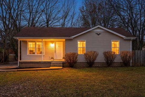 537 Appleton Dr Clarksville TN 37042