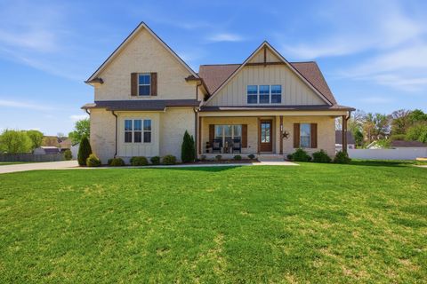 Photo of 1002 Pheasant Run Ct, Spring Hill, TN 37174 (MLS # 3169187)