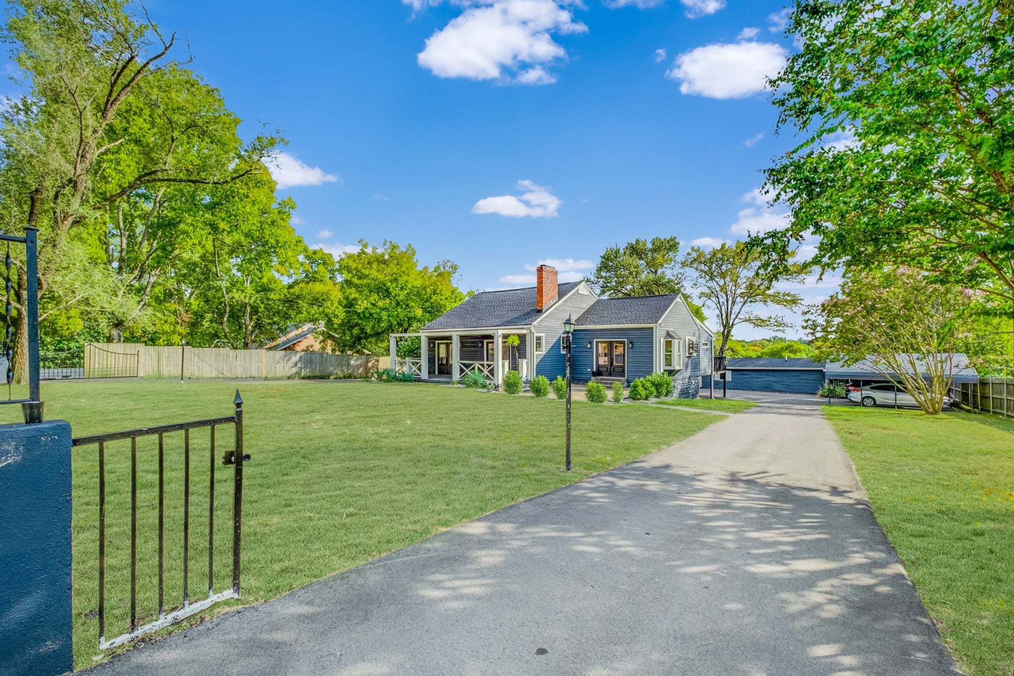 1.0-bed rental at 562b Neelys Bend Rd