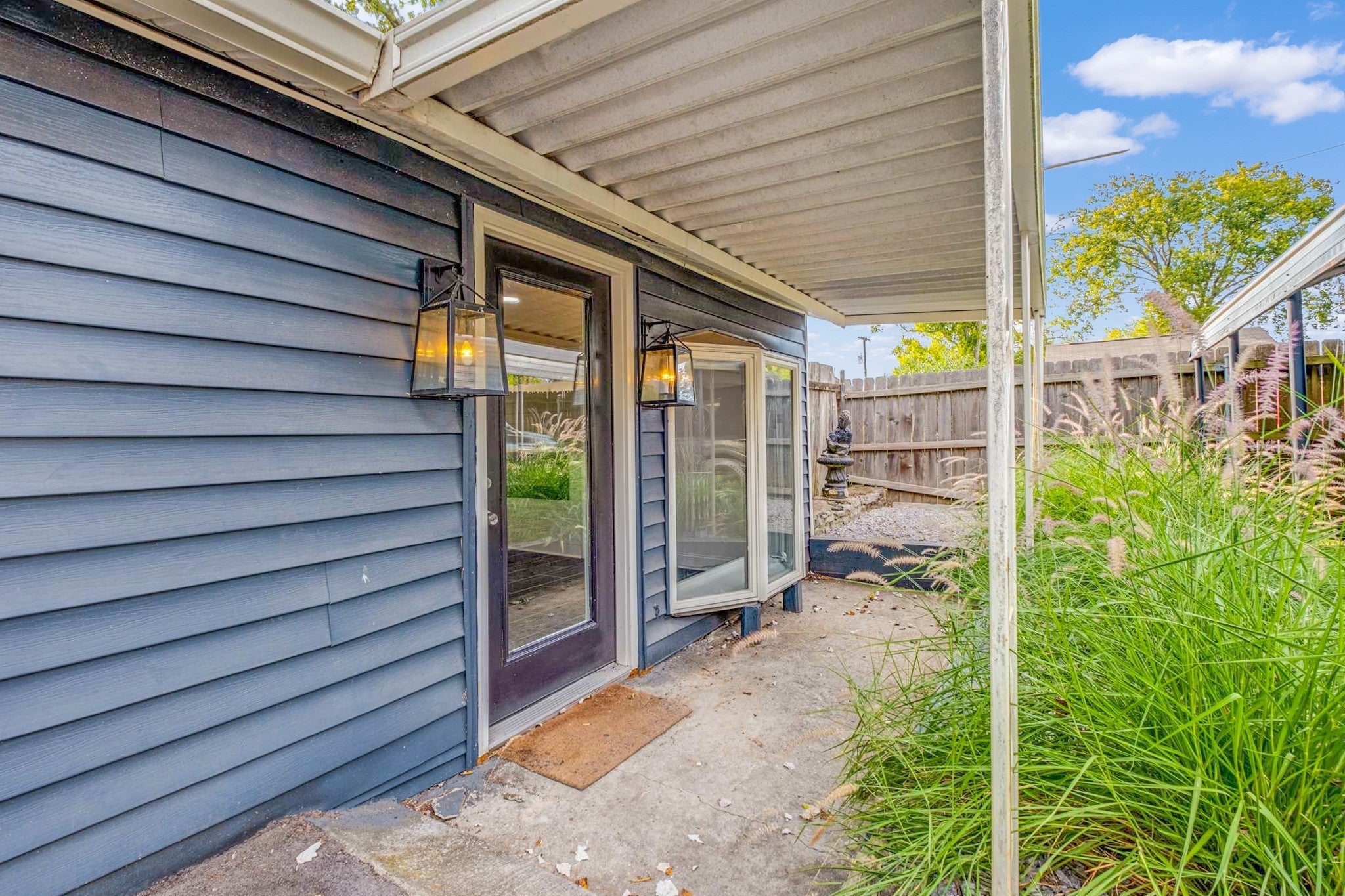 562B Neelys Bend Rd