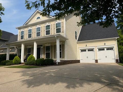 Photo of 1017 Linden Isle Dr, Franklin, TN 37064 (MLS # 3243502)