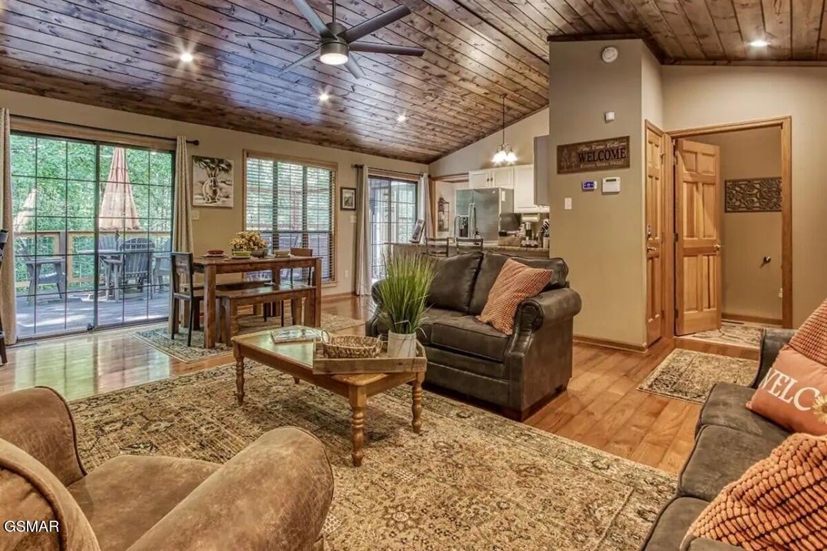 503 Eagle Trail