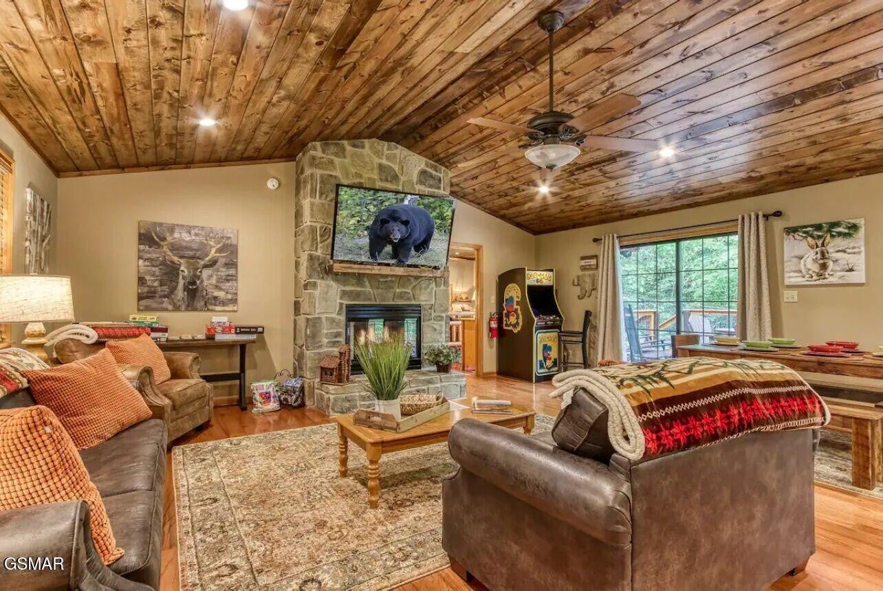 503 Eagle Trail