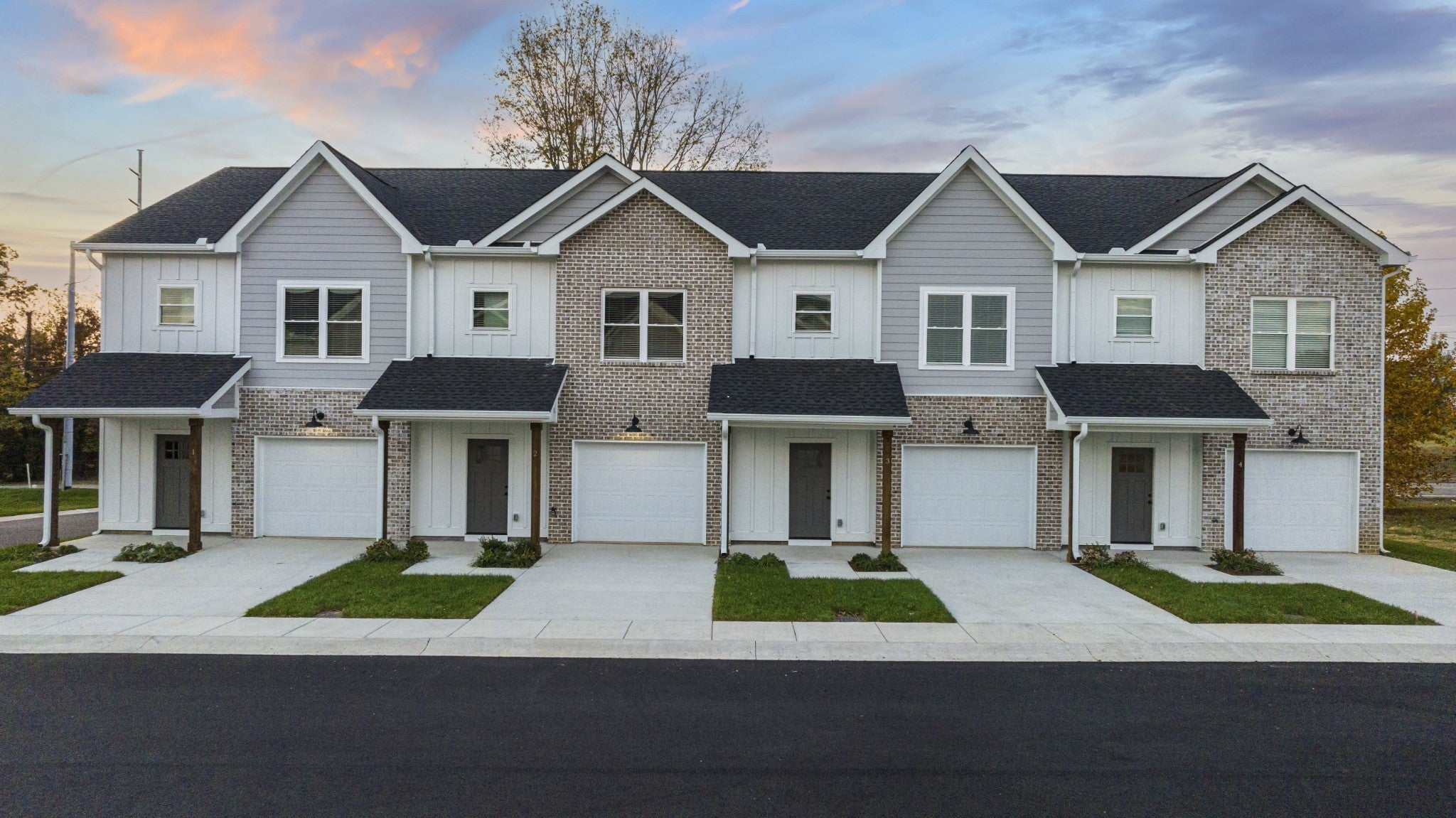 2624 S Main St 14