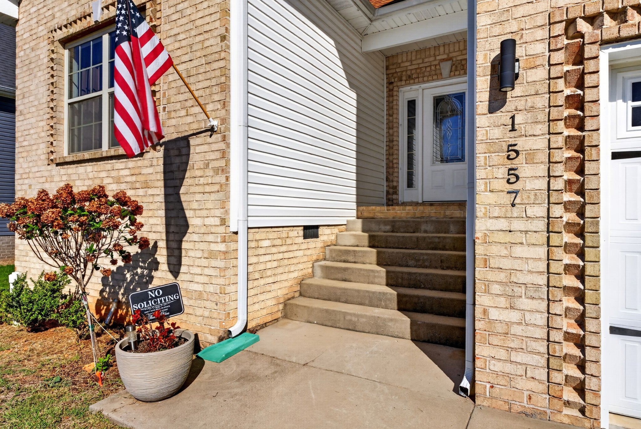 1557 Ellie Piper Cir