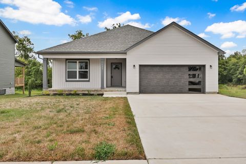 191 Donegal Dr Clarksville TN 37042