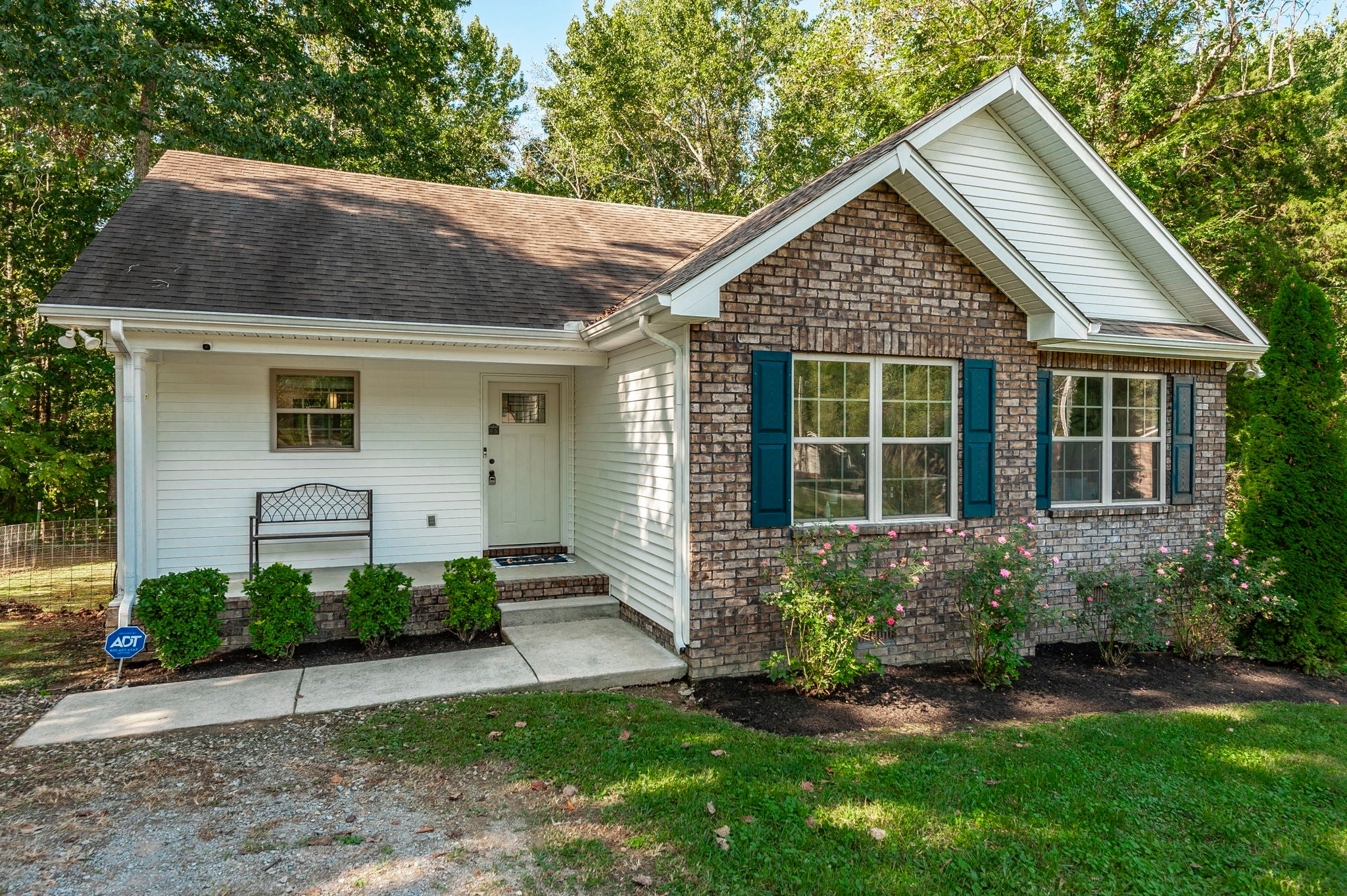 1028 Chris Dr