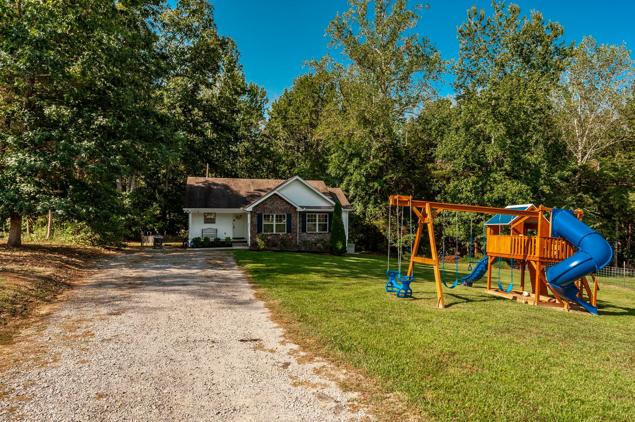 1028 Chris Dr