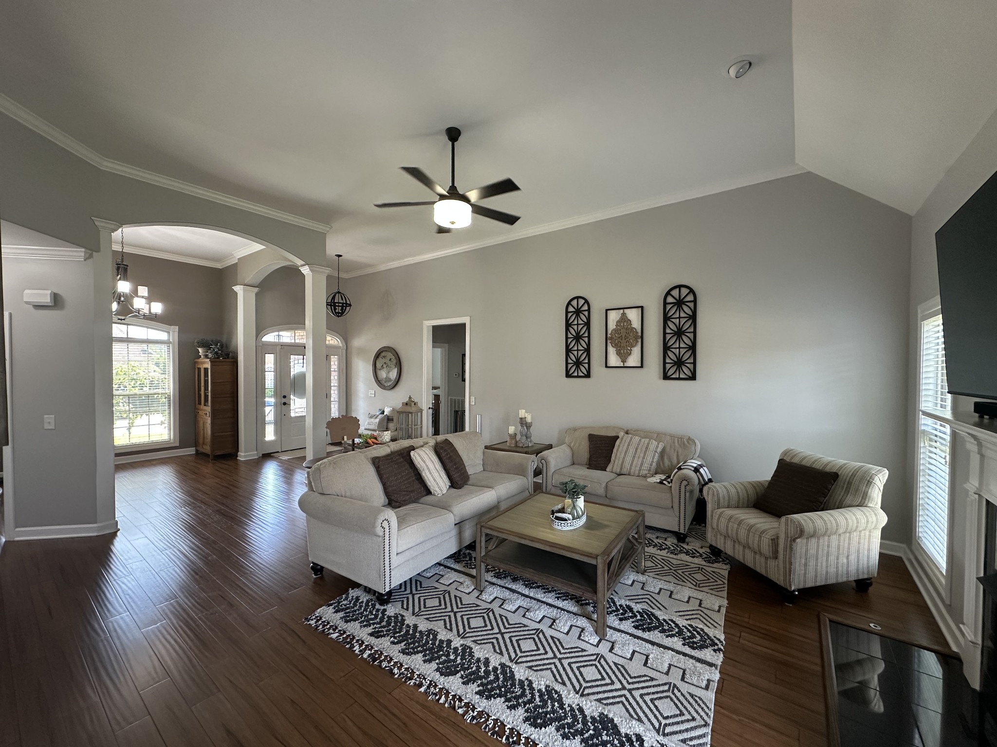 201 Sheffield Dr