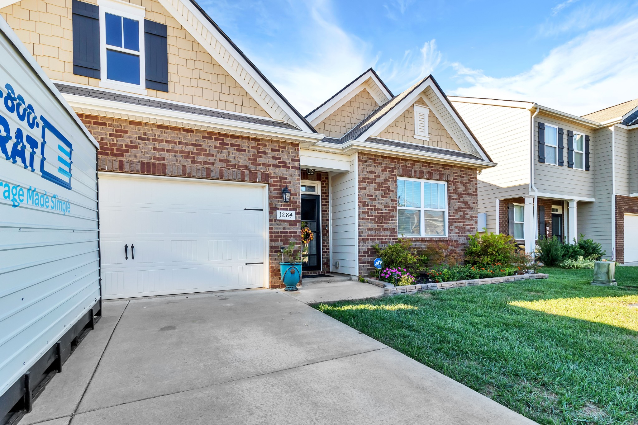 1284 Rosewood Dr