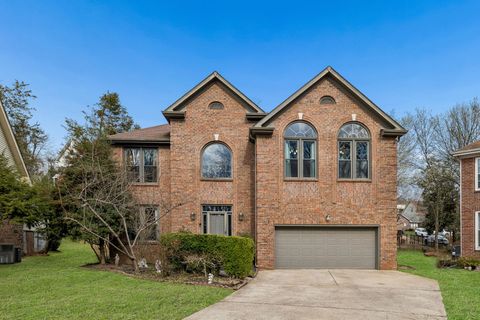 2213 S Ashford Ct Nashville TN 37214