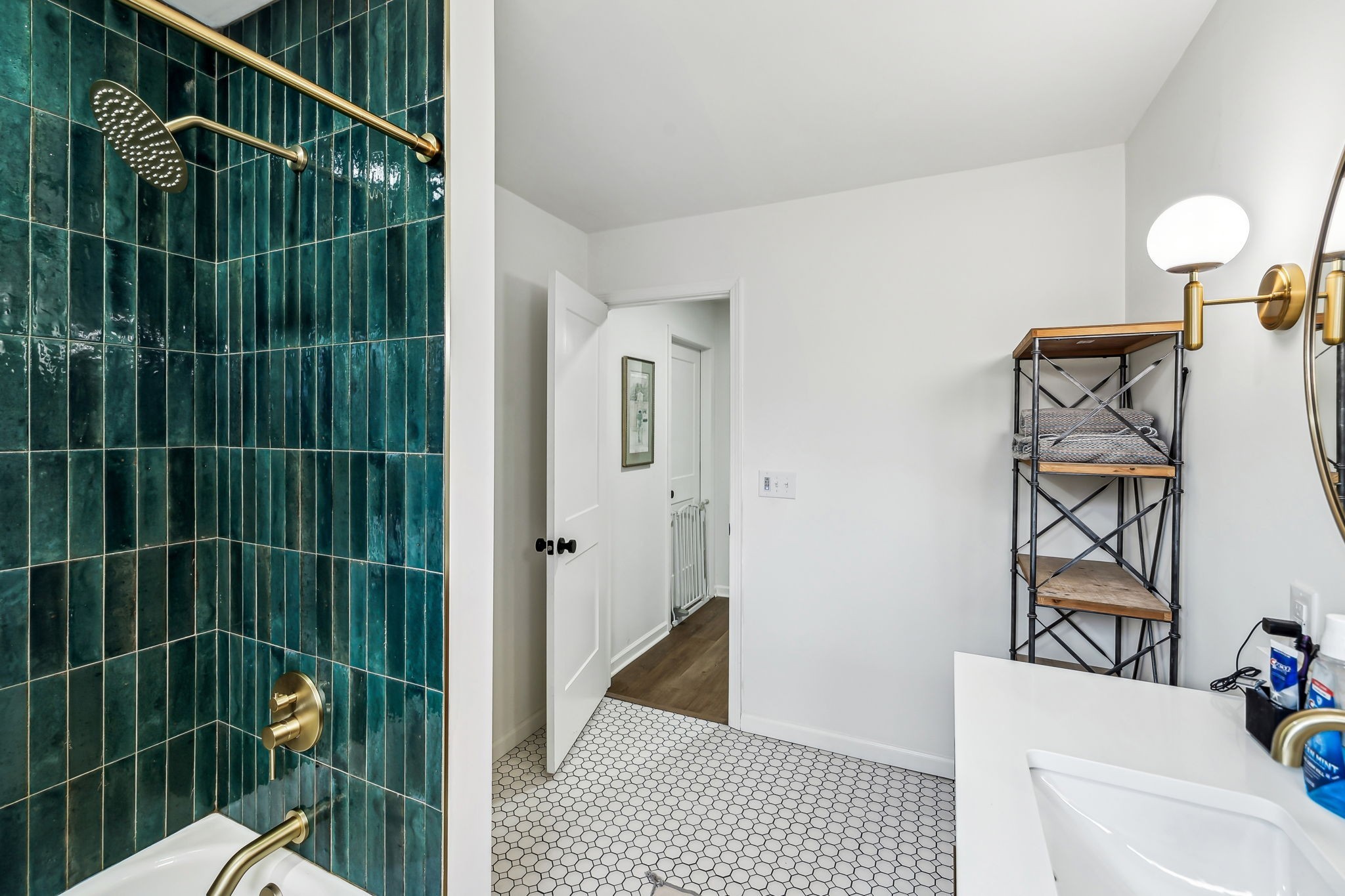 Tullahoma, Tennessee 37388, United States, 4 Bedrooms Bedrooms, ,3 BathroomsBathrooms,Residential,Active,133656