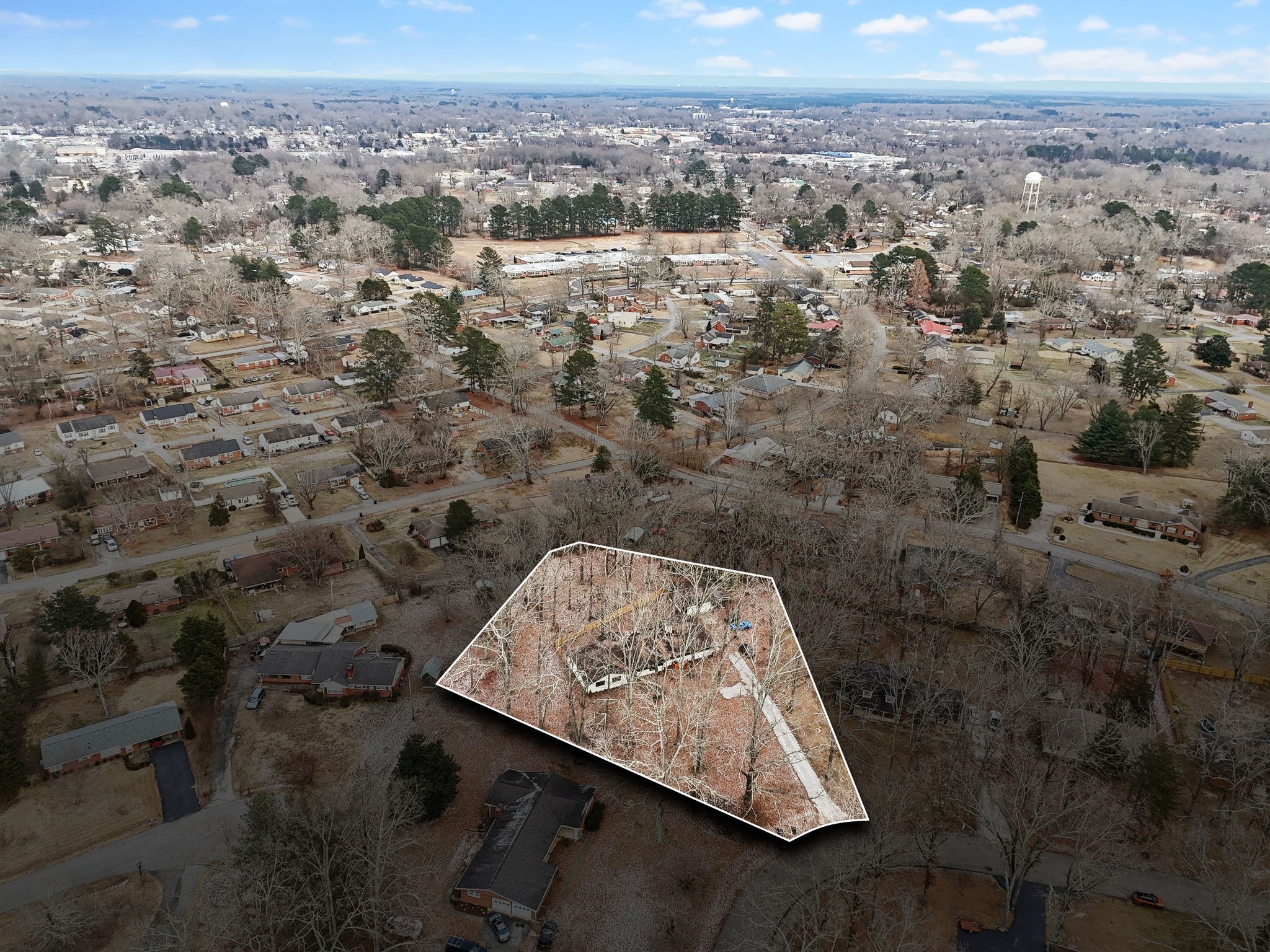 Tullahoma, Tennessee 37388, United States, 4 Bedrooms Bedrooms, ,3 BathroomsBathrooms,Residential,Active,133656