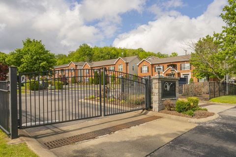 6952 Highway 70 S 126 Nashville TN 37221