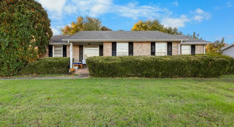 3702 Trenton Rd Clarksville TN 37040