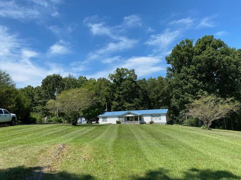 55 Clover Ln Waverly TN 37185