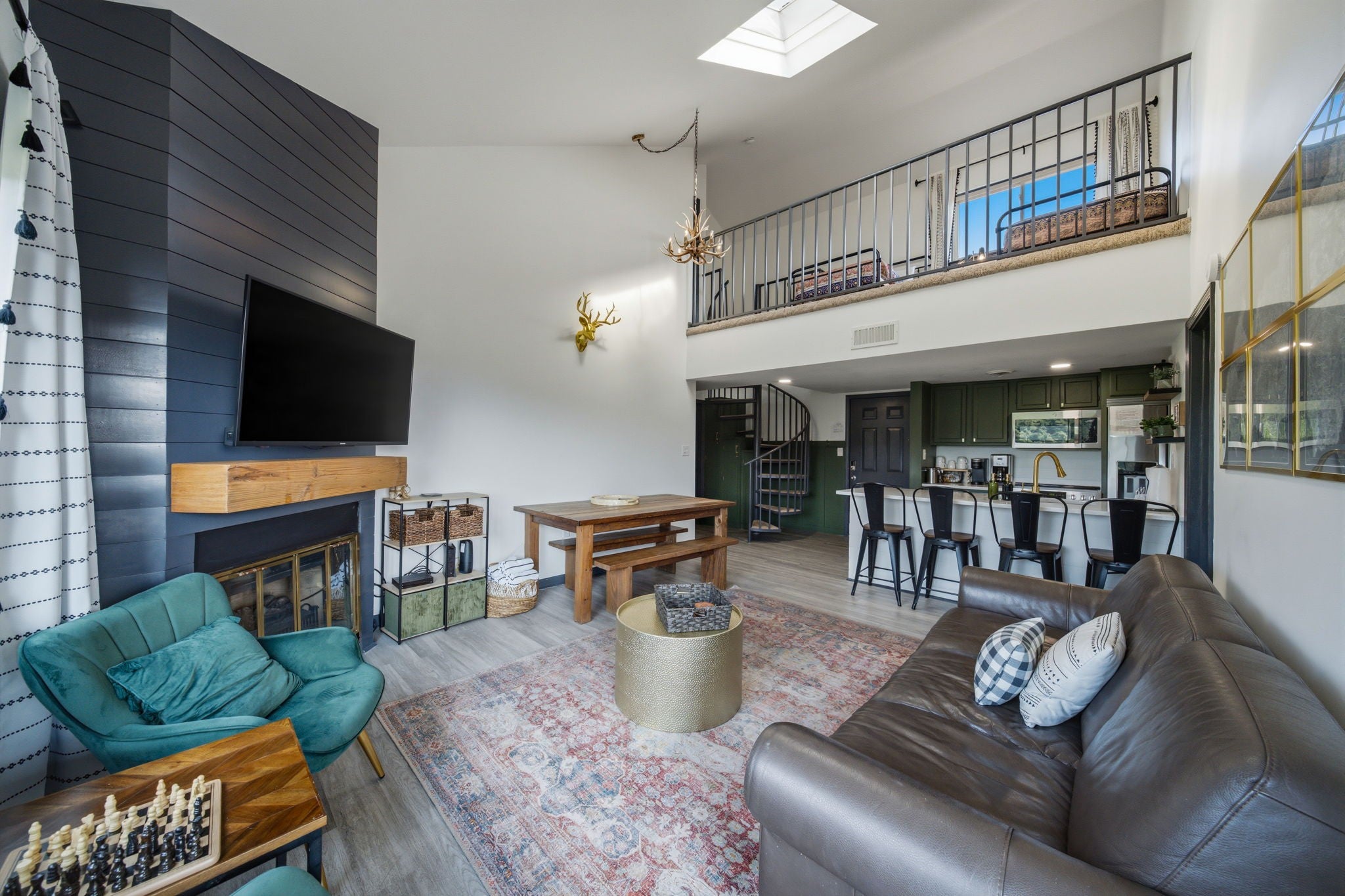 1380 Ski View Dr 3304