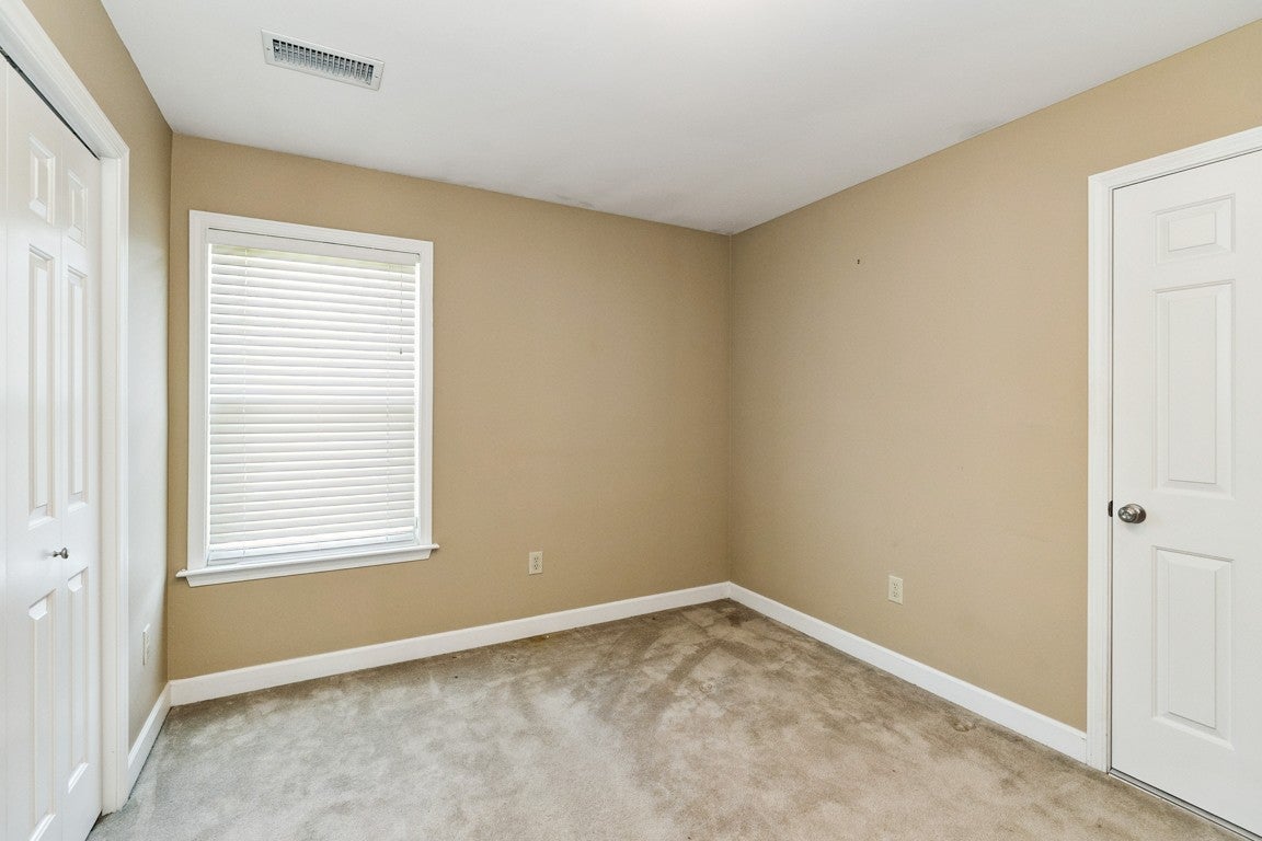 913 Springlake Ct