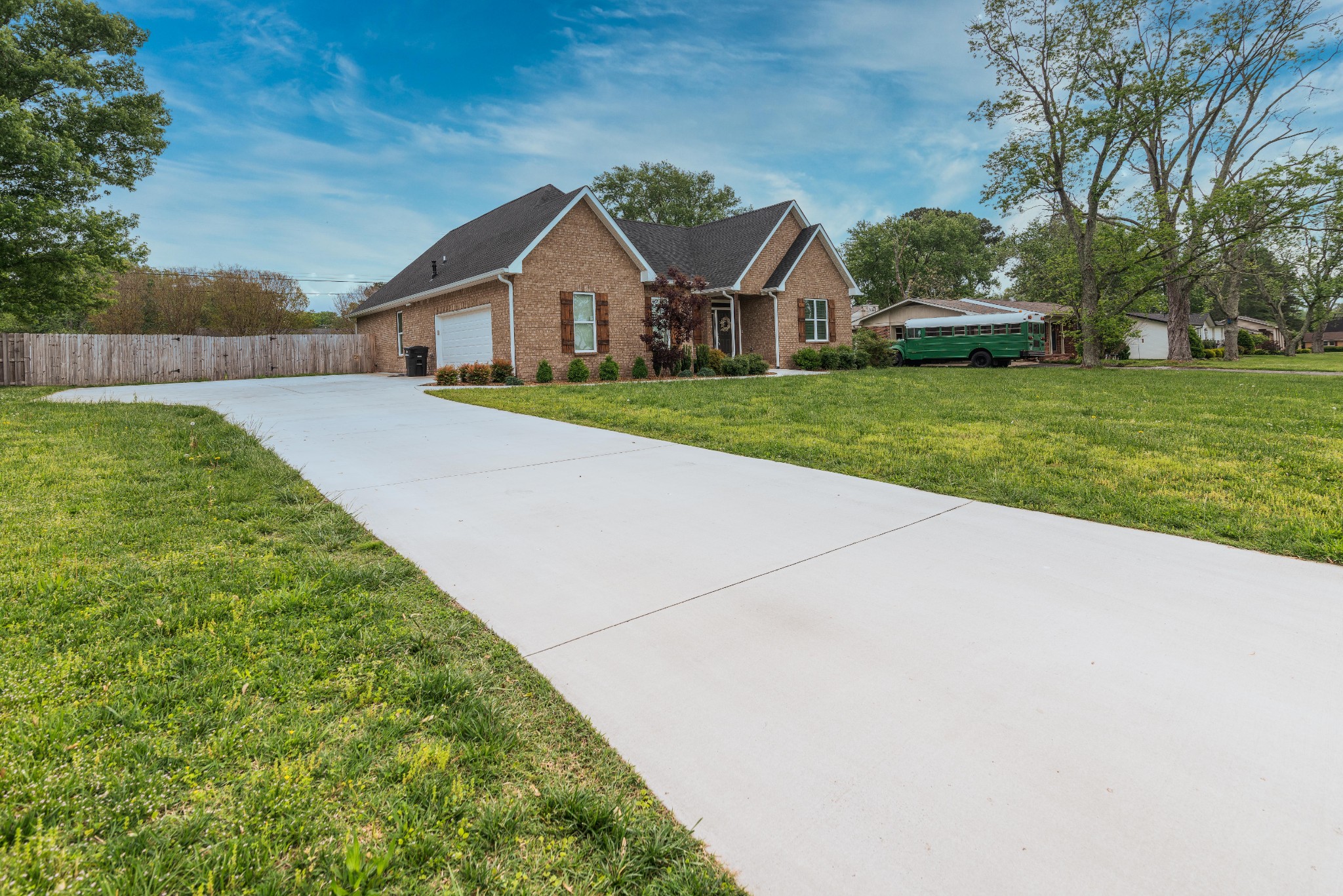 213 Skyview Ln