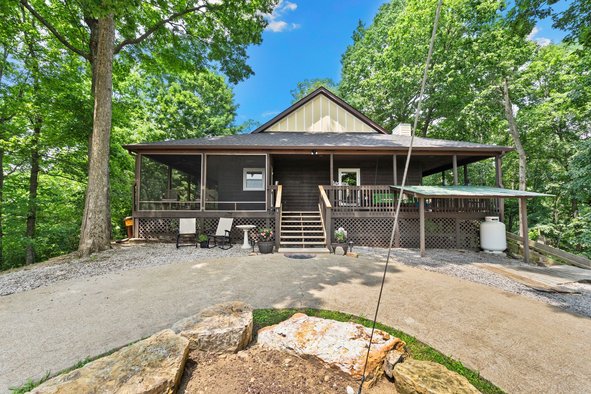 2113 Culleoka Hwy
