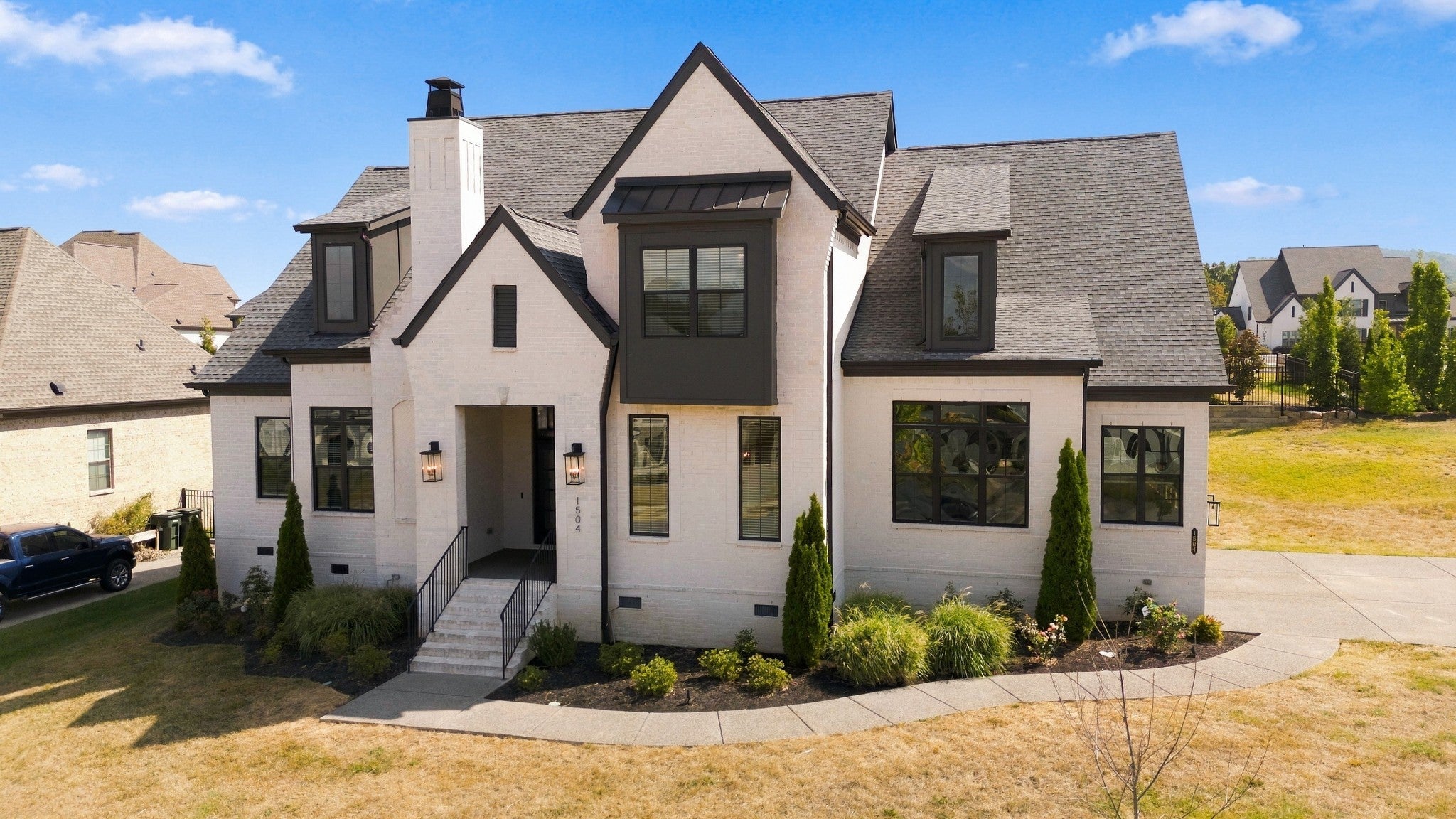 1504 Esplanade Dr