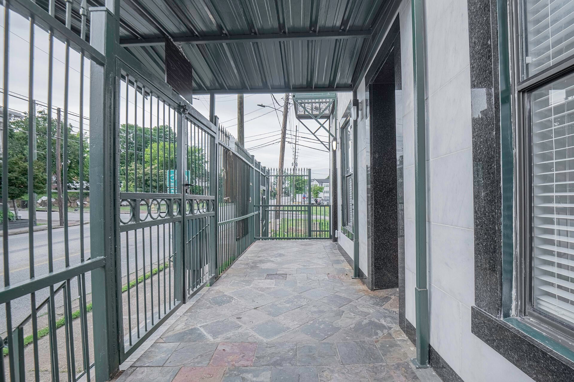 802 Central Avenue 2