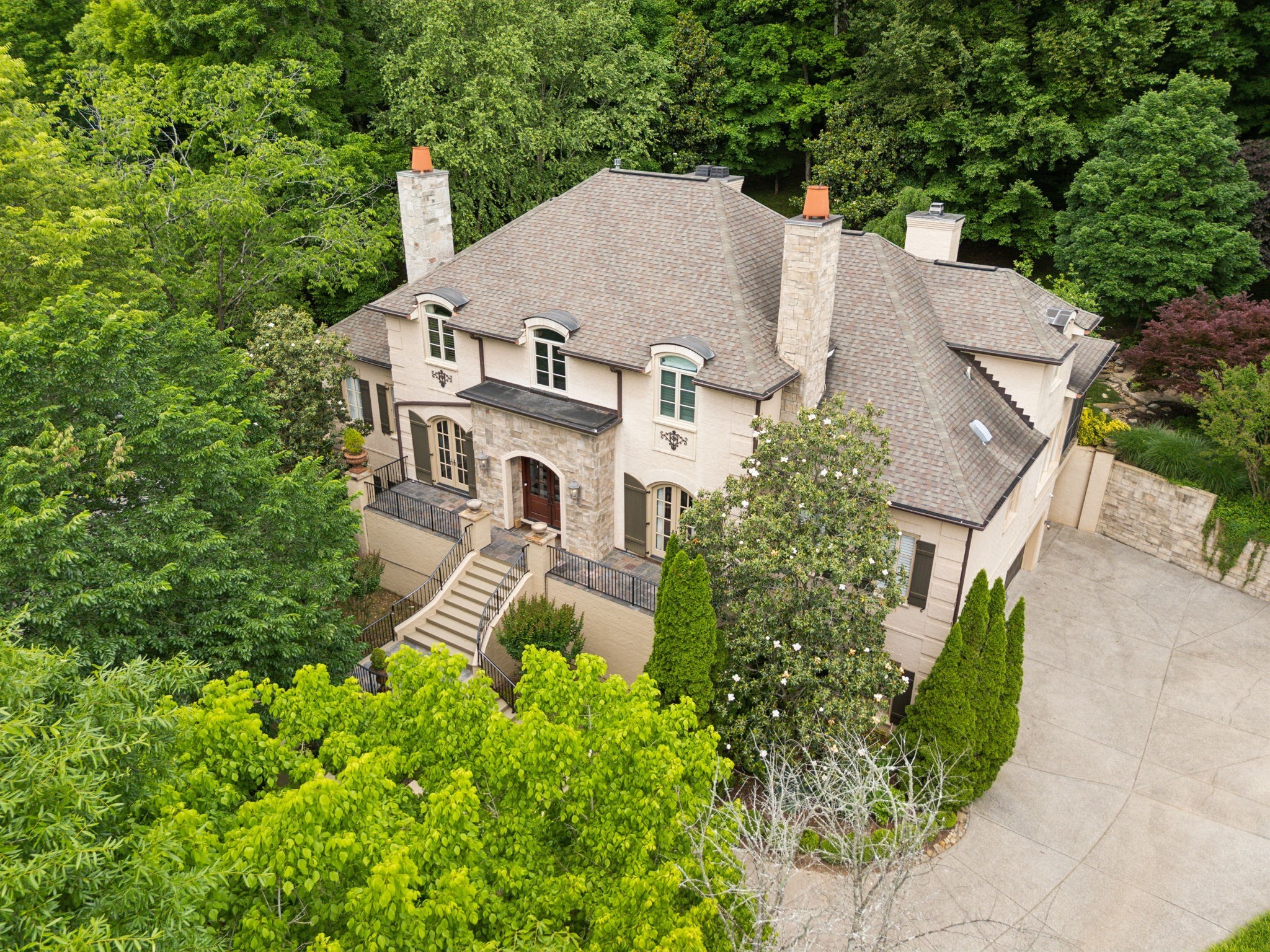 1620 Edgewater Ct