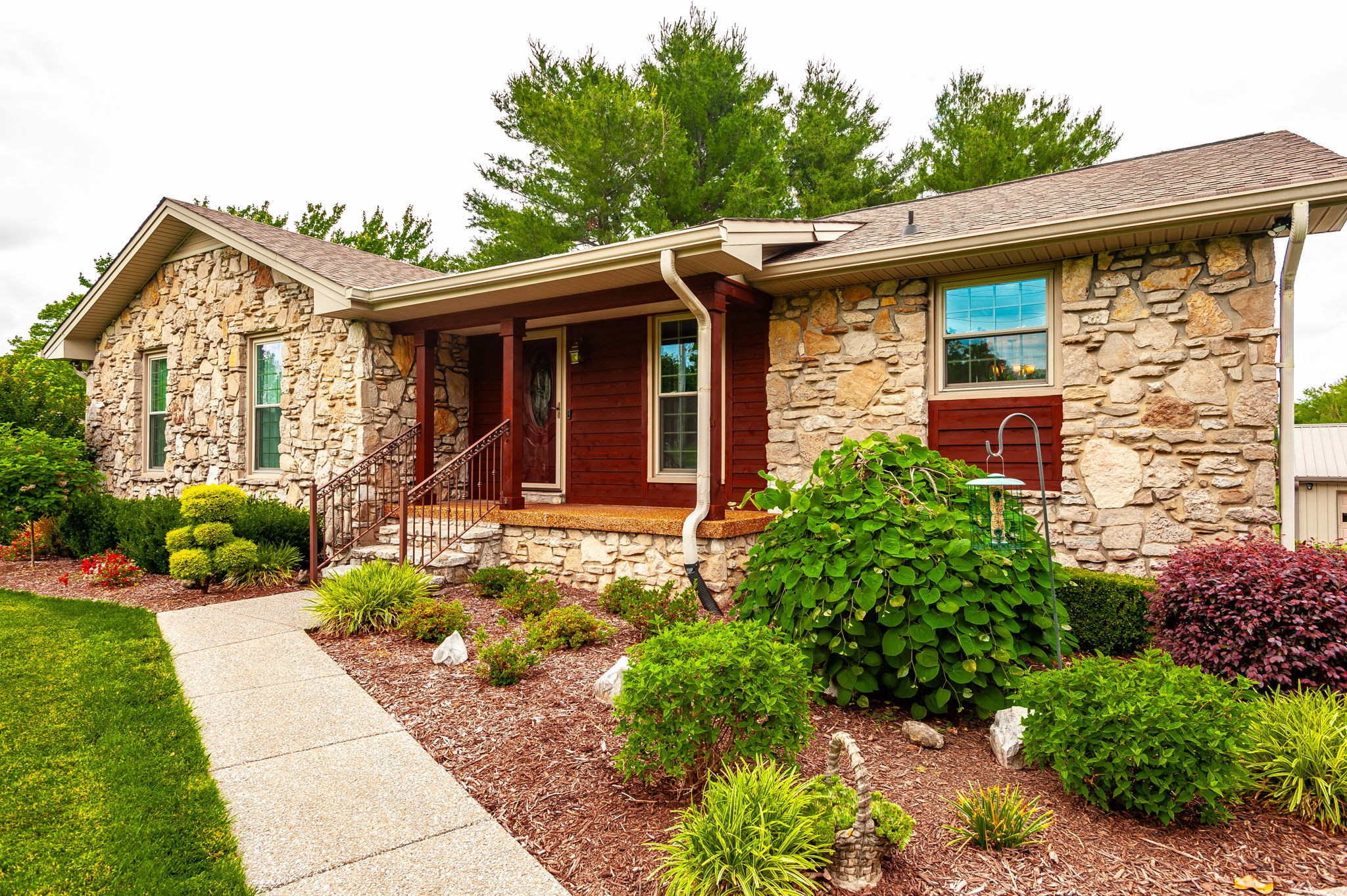 200 Longview Dr