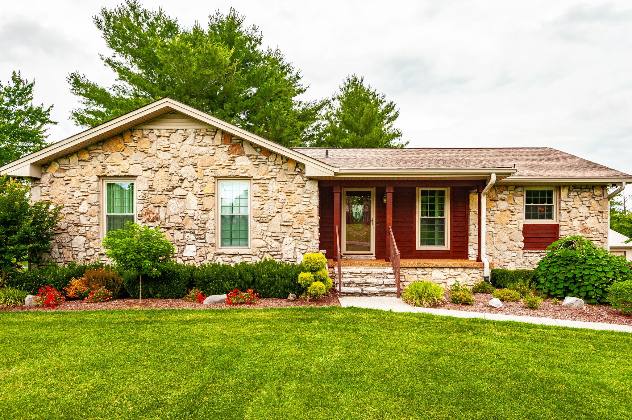 200 Longview Dr