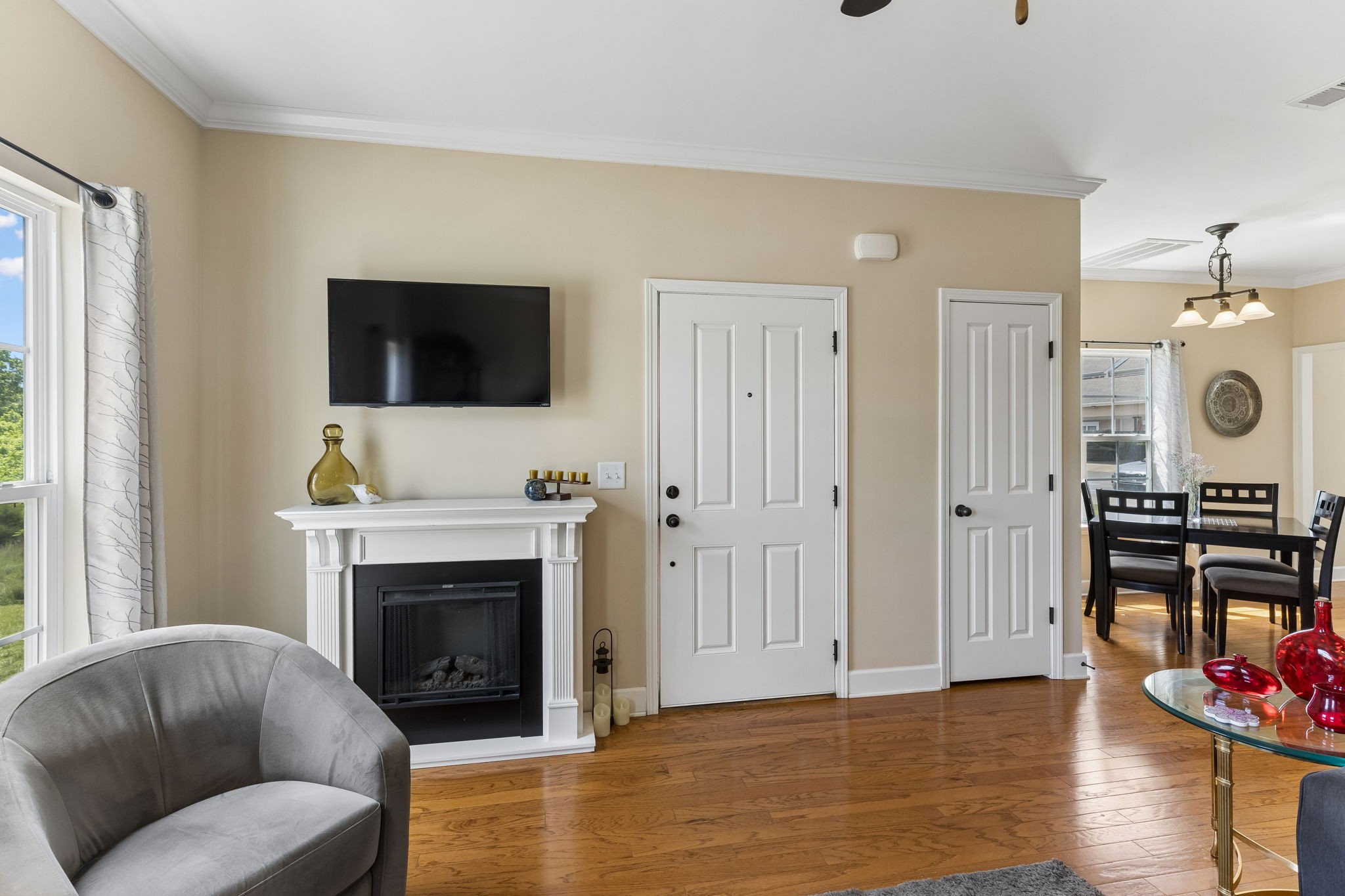 8924 Sunnyfield Way