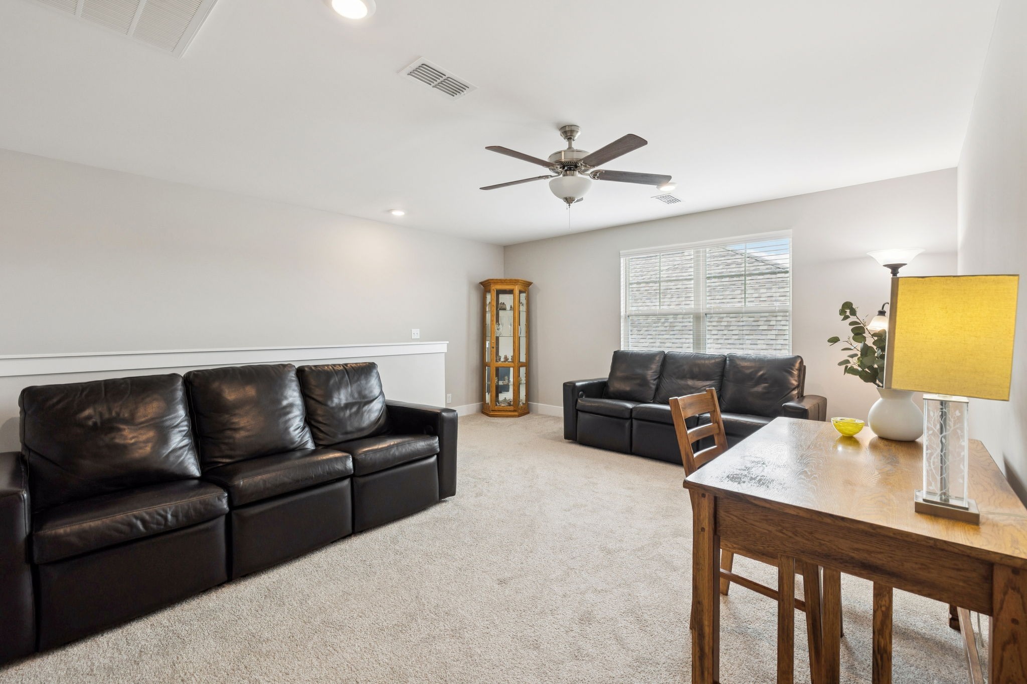 Murfreesboro, Tennessee 37127, United States, 4 Bedrooms Bedrooms, ,4 BathroomsBathrooms,Residential,Active,153681