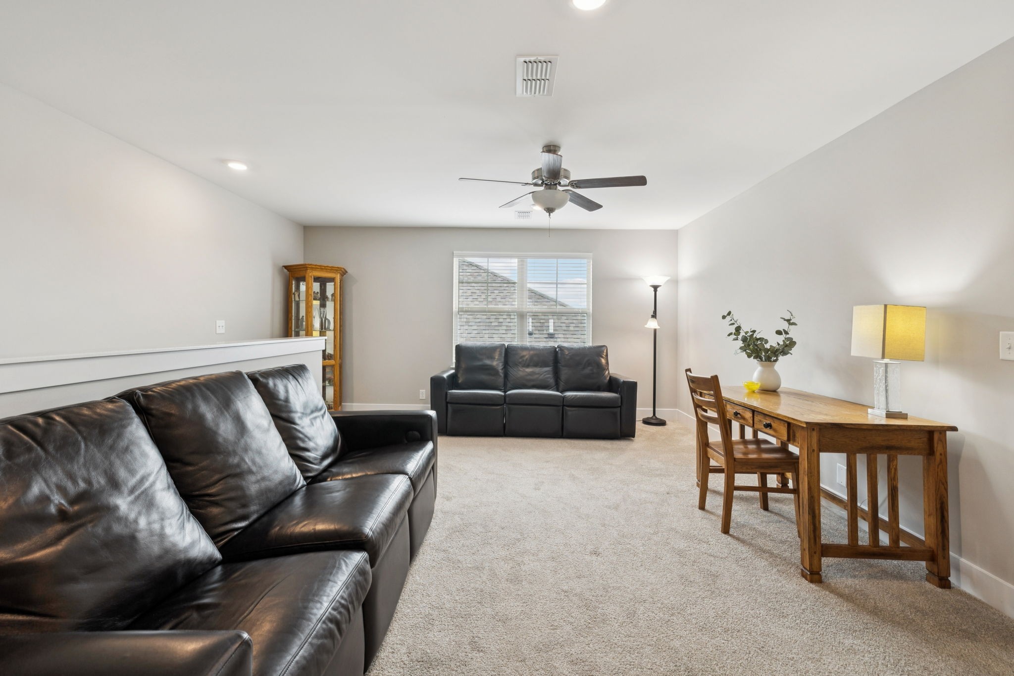 Murfreesboro, Tennessee 37127, United States, 4 Bedrooms Bedrooms, ,4 BathroomsBathrooms,Residential,Active,153681