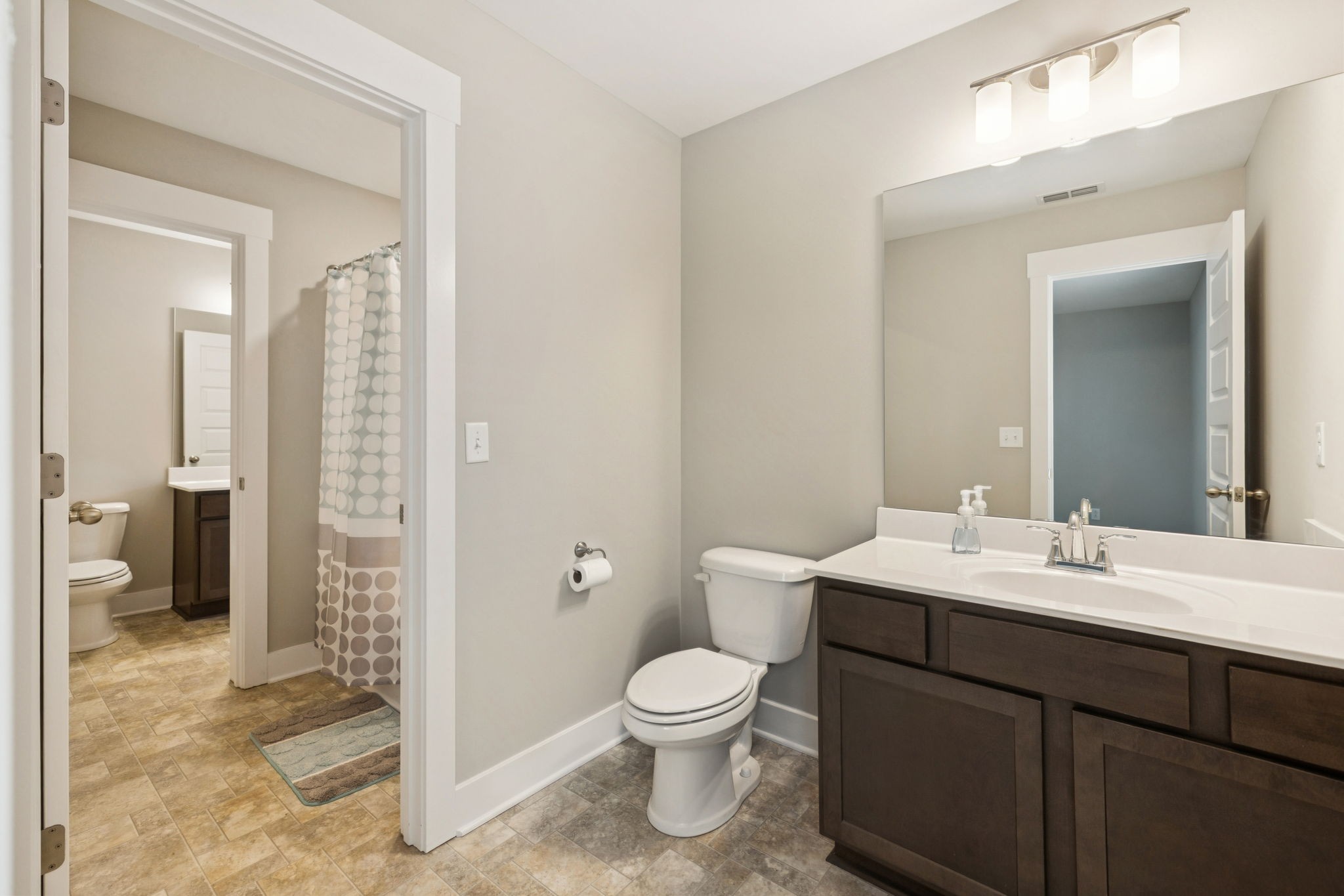 Murfreesboro, Tennessee 37127, United States, 4 Bedrooms Bedrooms, ,4 BathroomsBathrooms,Residential,Active,153681