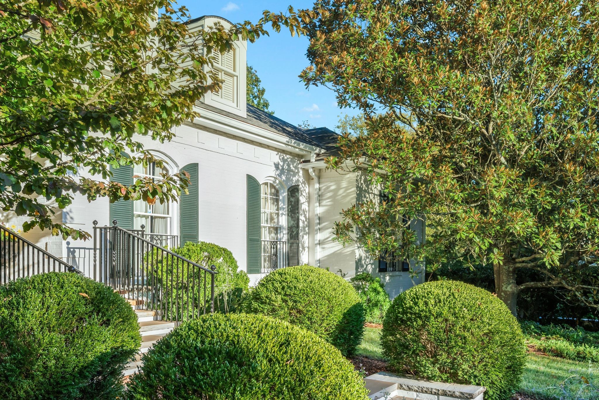 6111 Hickory Valley Rd