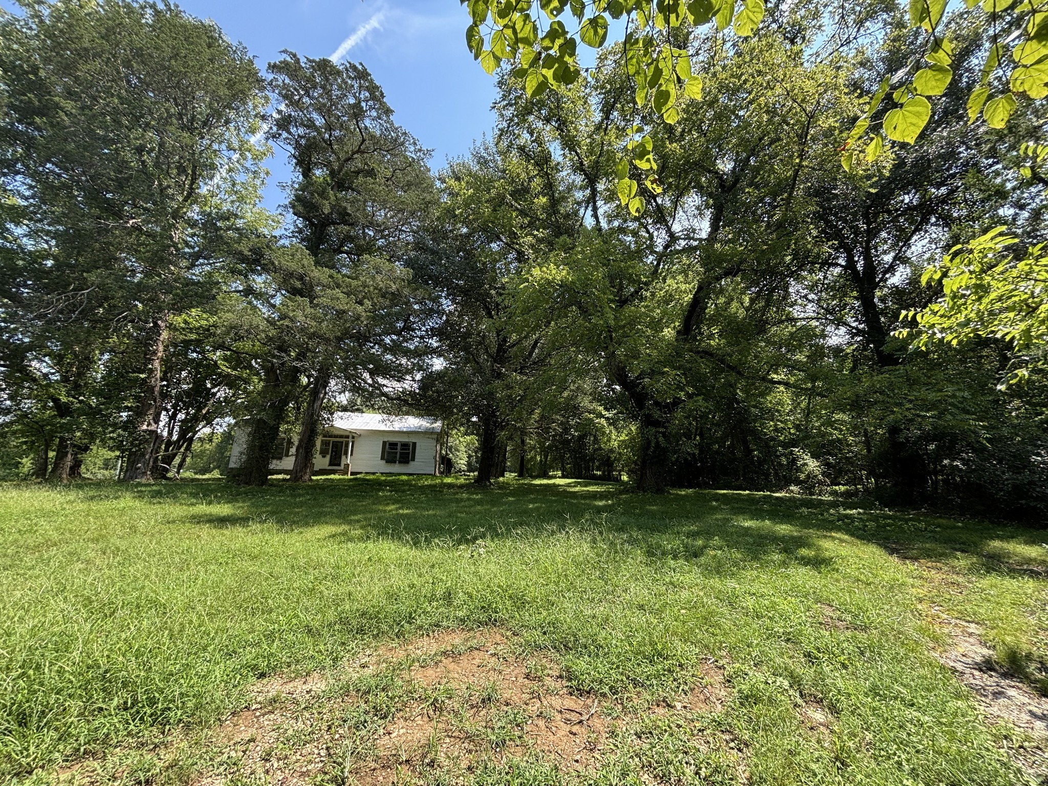 2445 N Commerce Rd