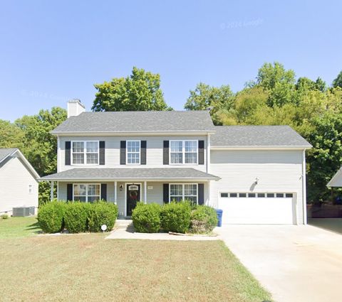 1397 Jenny Ln Clarksville TN 37042