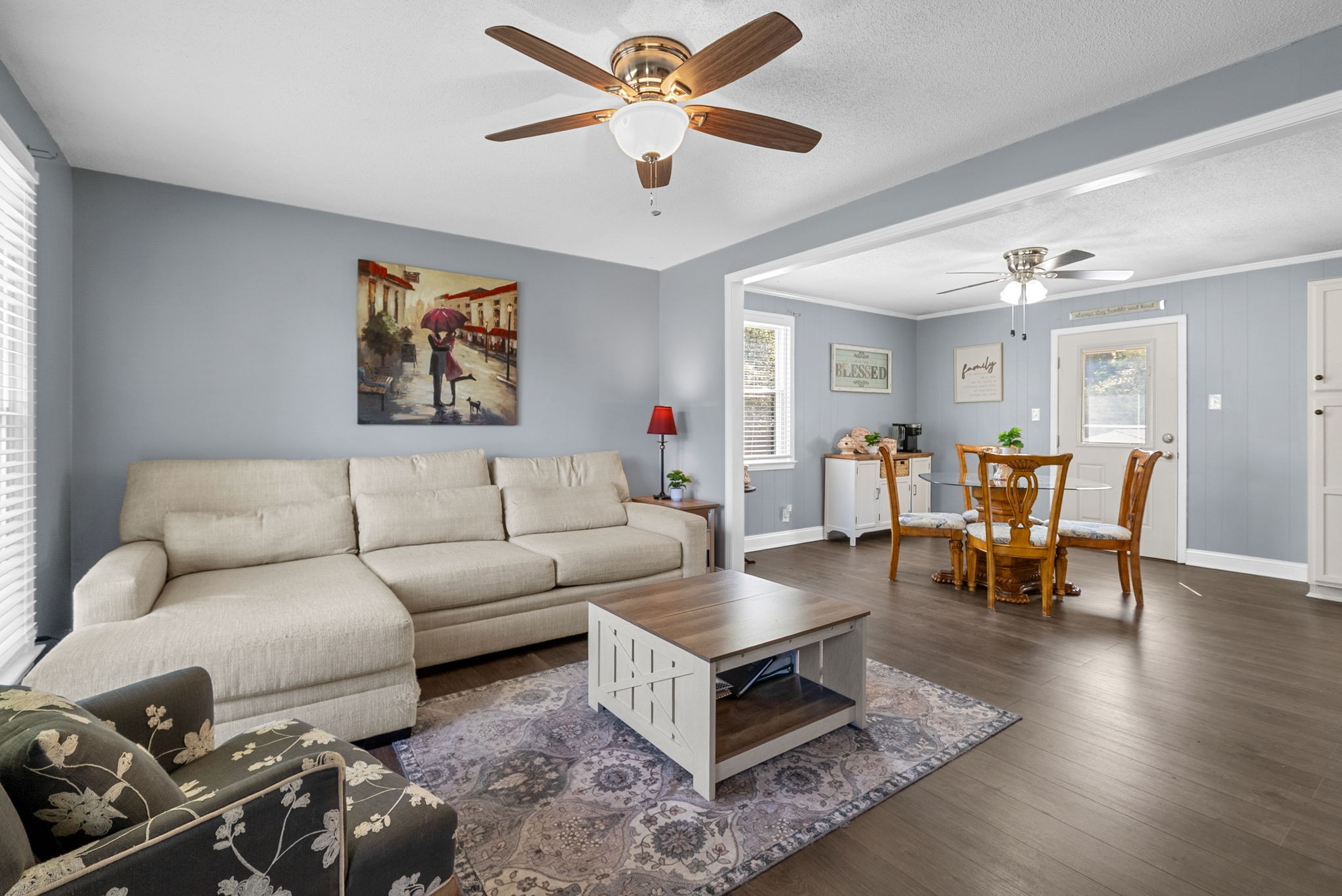 Clarksville, Tennessee 37040, United States, 3 Bedrooms Bedrooms, ,2 BathroomsBathrooms,Residential,Active,221670