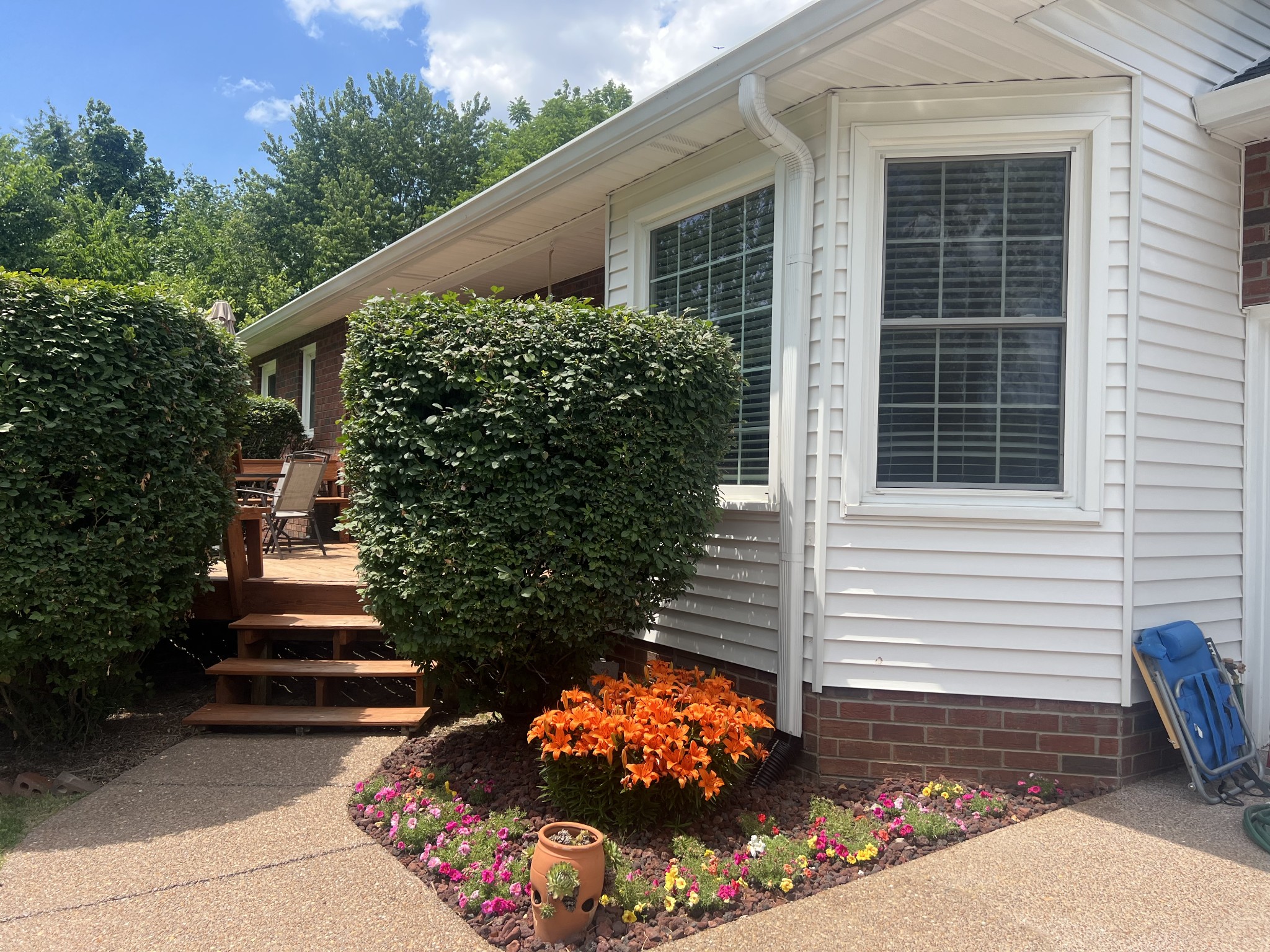 303 Stephanie Dr