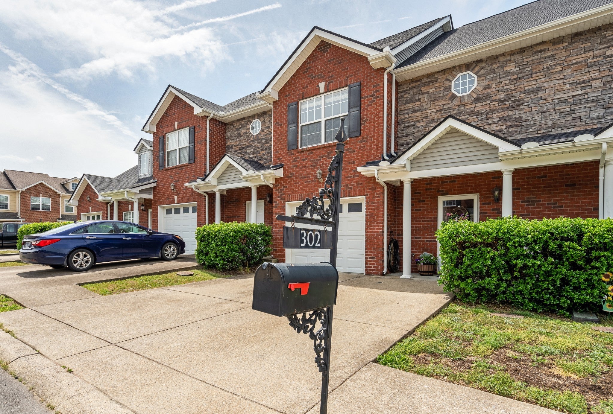 302 Villa Cir