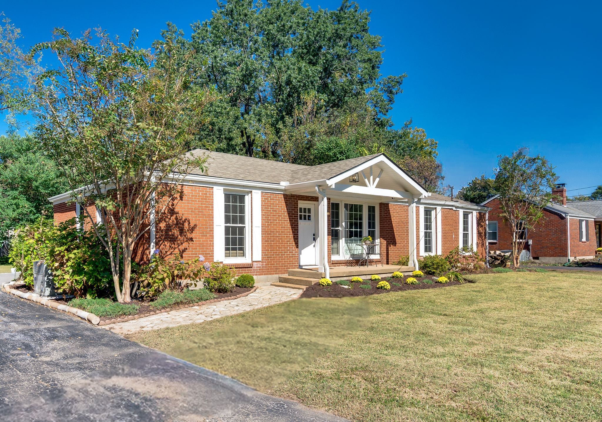 363 Flushing Dr